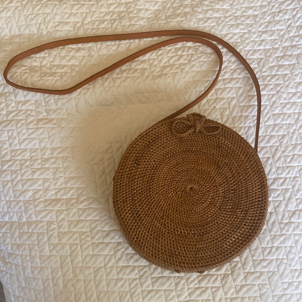 Circle Crossbody Woven/Rattan Bag